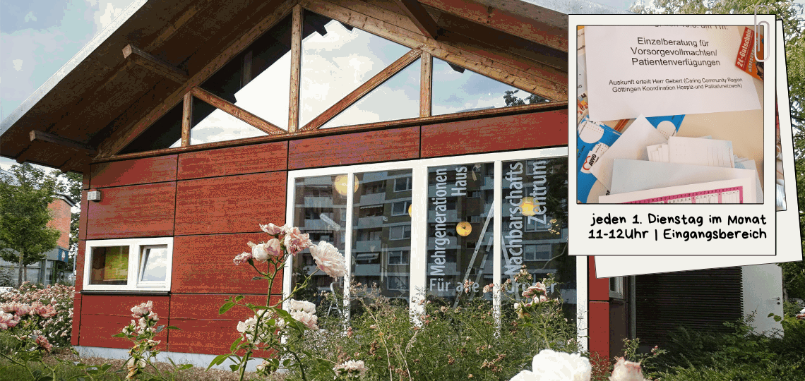 Einladendes Gebäude mit Blumen im Vordergrund.